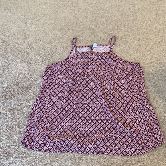 Women’s Old Navy tank top - Picture 2 of 6